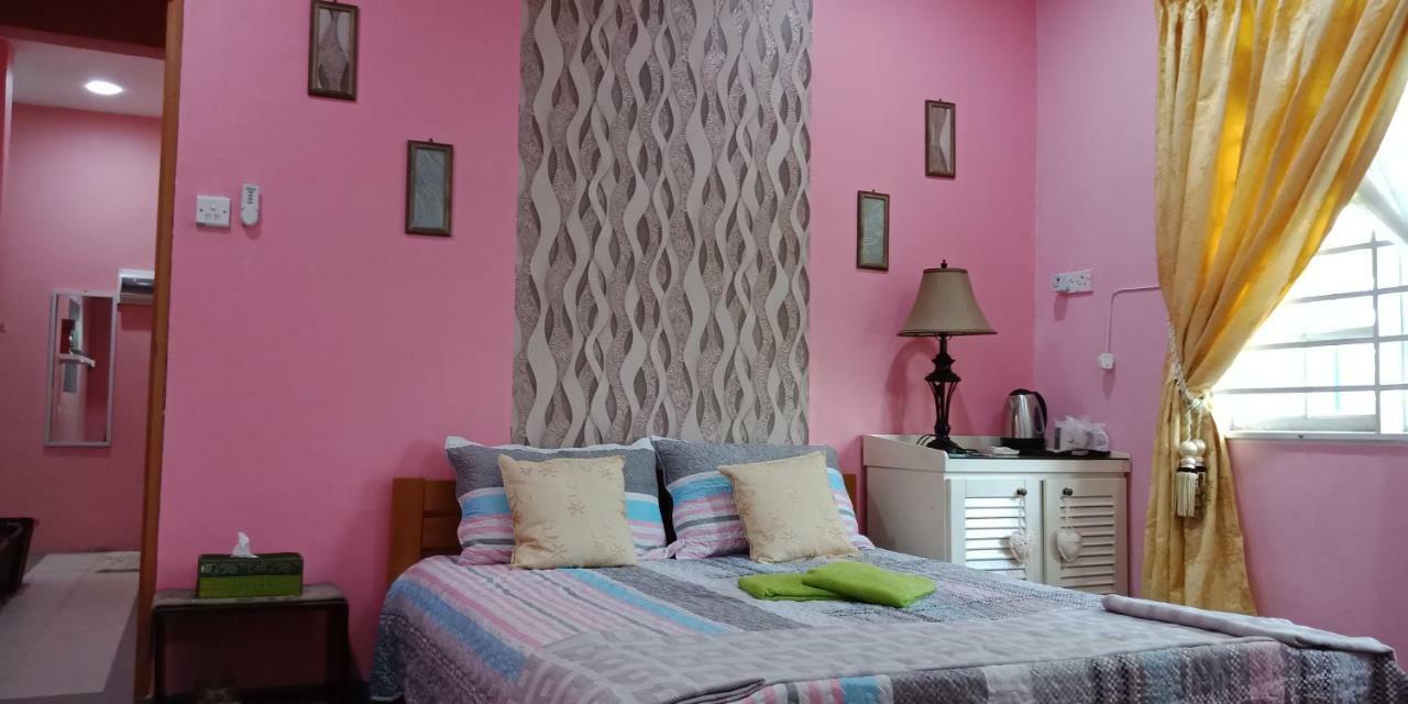 Hotel Jazepuri - Jaze 3 à Kuching Extérieur photo